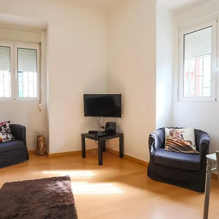 Apartamento Sol * ליסבון